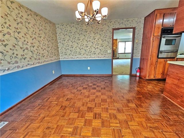 120 ASPEN LAKE Drive, Newnan, GA 30263