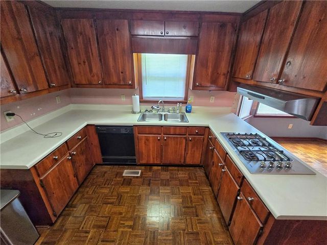 120 ASPEN LAKE Drive, Newnan, GA 30263