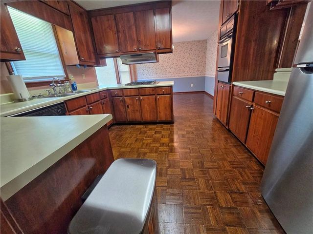 120 ASPEN LAKE Drive, Newnan, GA 30263