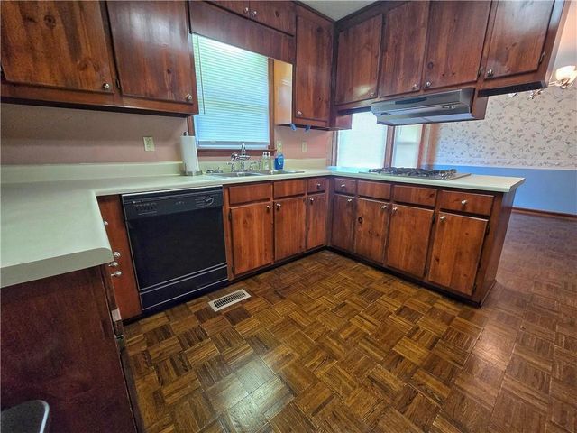 120 ASPEN LAKE Drive, Newnan, GA 30263