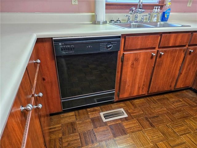 120 ASPEN LAKE Drive, Newnan, GA 30263