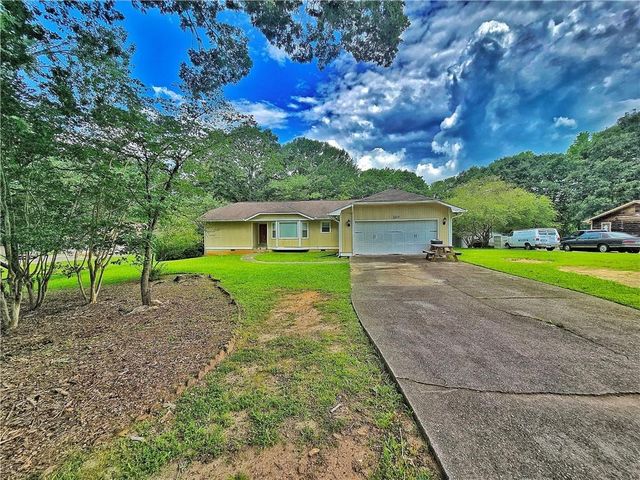 120 ASPEN LAKE Drive, Newnan, GA 30263