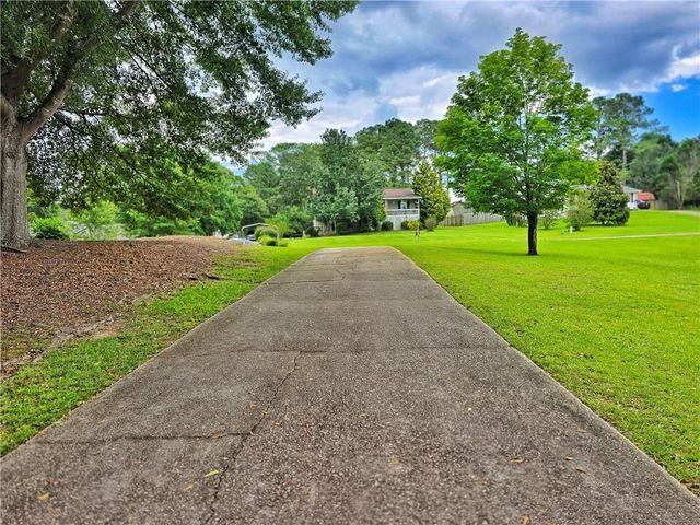 120 ASPEN LAKE Drive, Newnan, GA 30263