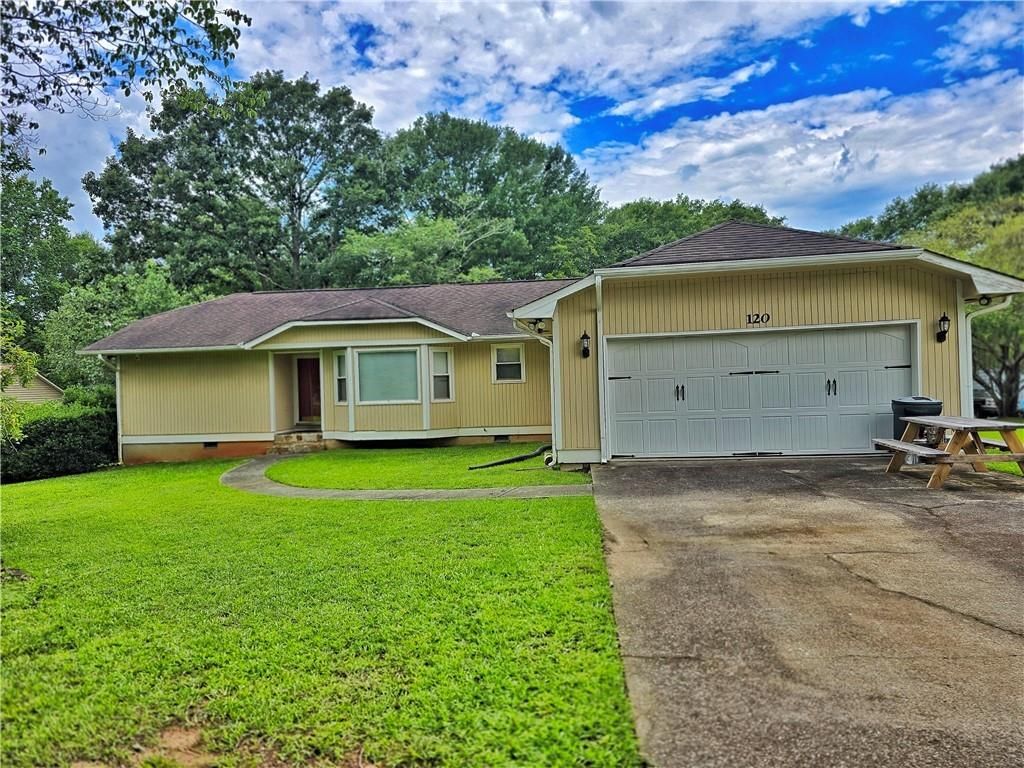 120 ASPEN LAKE Drive, Newnan, GA 30263