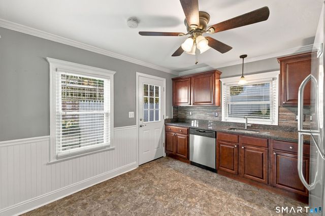 15 Ashland Avenue, Waterbury, CT 06708