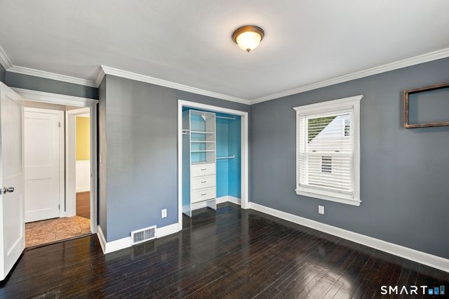 15 Ashland Avenue, Waterbury, CT 06708