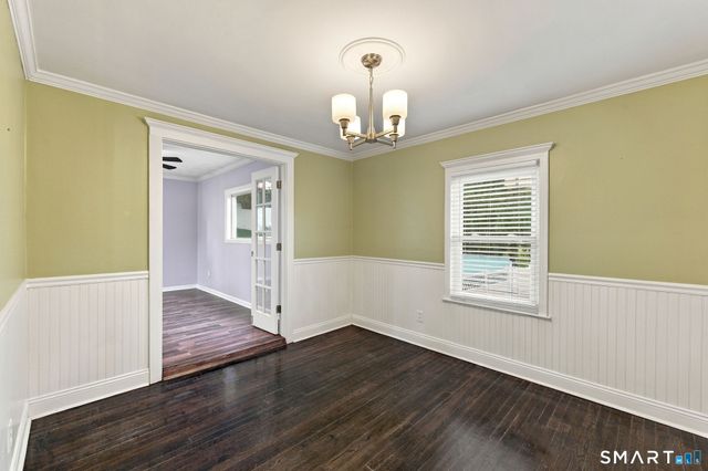 15 Ashland Avenue, Waterbury, CT 06708