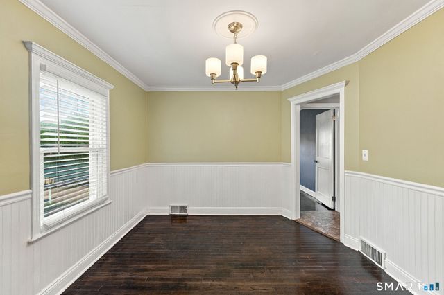 15 Ashland Avenue, Waterbury, CT 06708