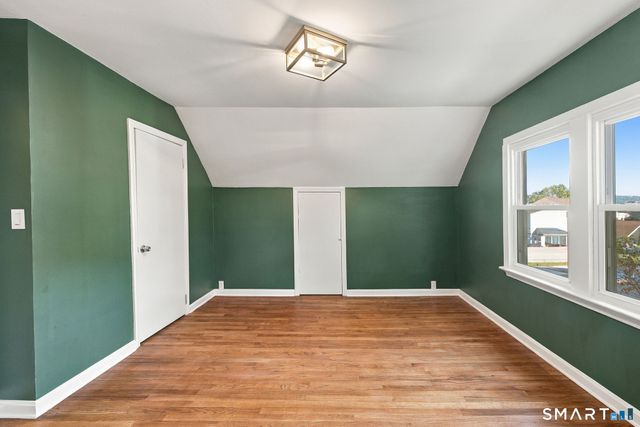 15 Ashland Avenue, Waterbury, CT 06708