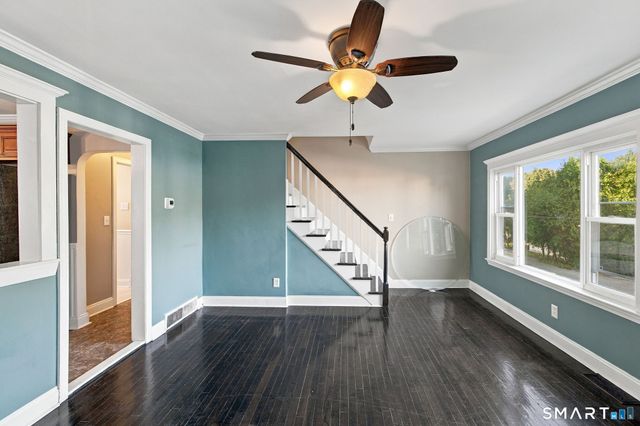15 Ashland Avenue, Waterbury, CT 06708