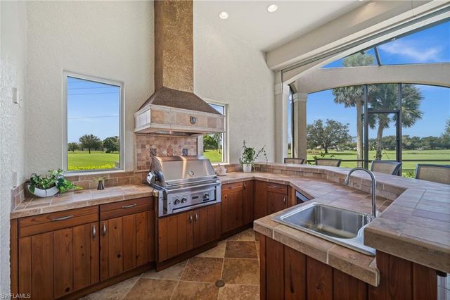 1765 Supreme CT, Naples, FL 34110