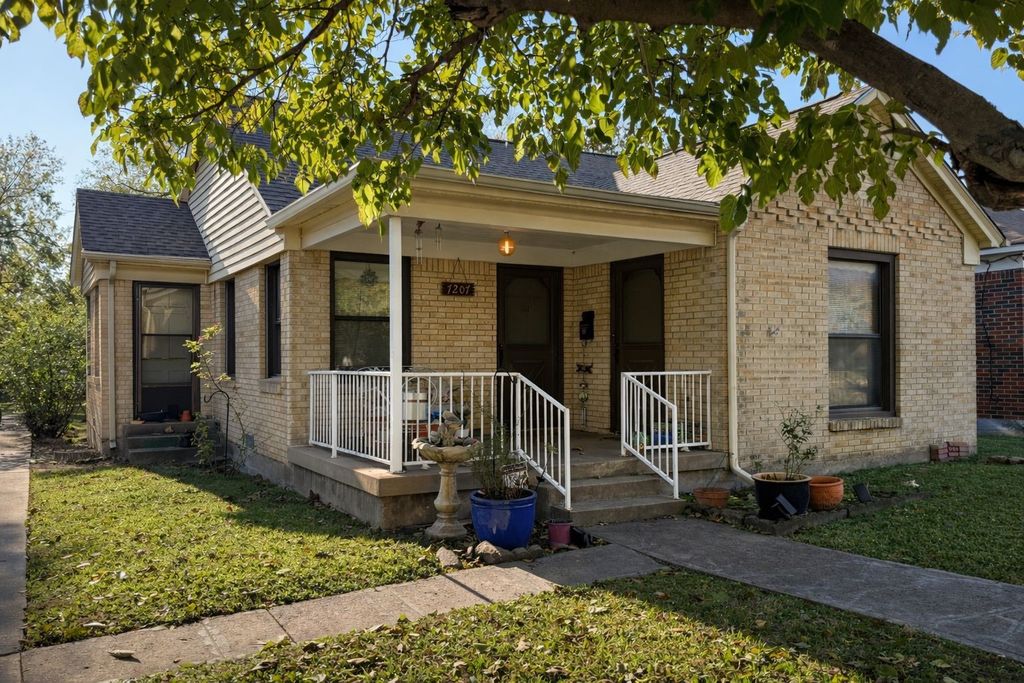 7207 Thurston Drive, Dallas, TX 75235