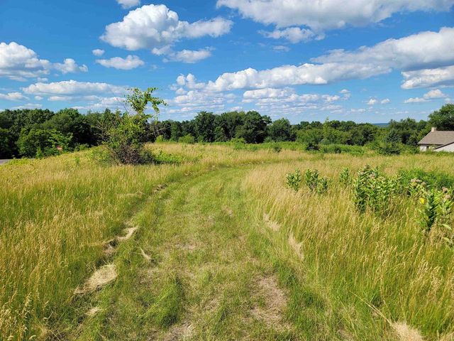 N4524 Prairie Knoll Circle, Portage, WI 53901