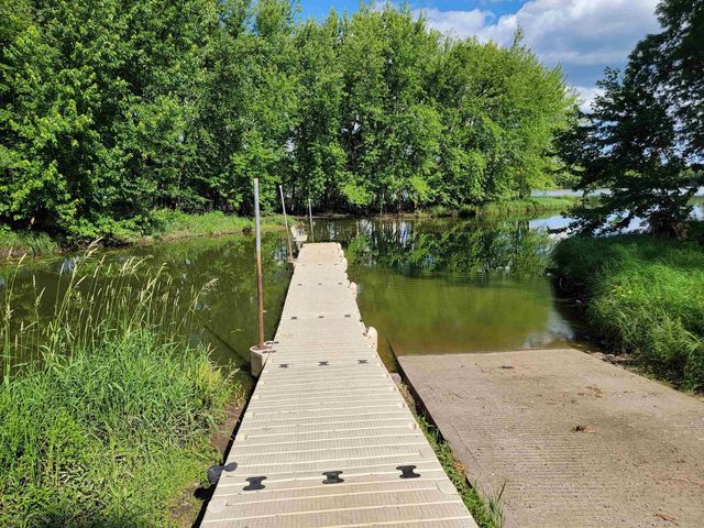 N4524 Prairie Knoll Circle, Portage, WI 53901