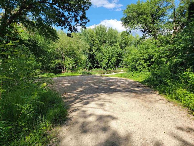 N4524 Prairie Knoll Circle, Portage, WI 53901