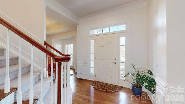 5423 Piper Glen Drive, Charlotte, NC 28277