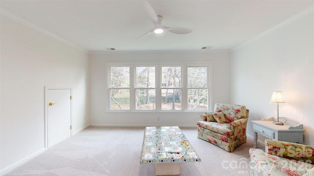 5423 Piper Glen Drive, Charlotte, NC 28277