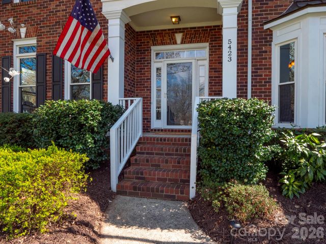 5423 Piper Glen Drive, Charlotte, NC 28277