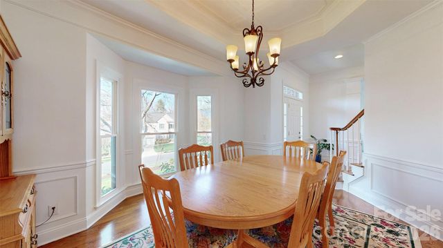 5423 Piper Glen Drive, Charlotte, NC 28277