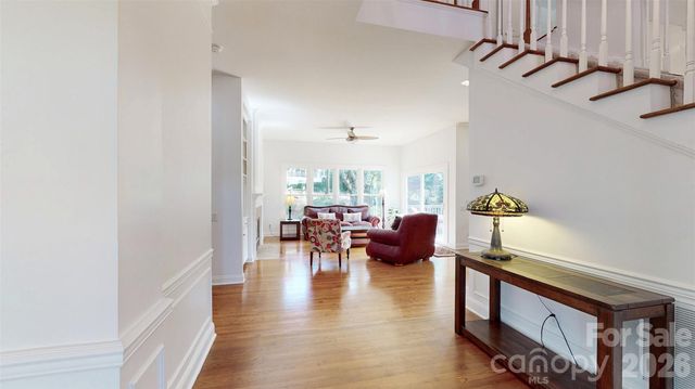 5423 Piper Glen Drive, Charlotte, NC 28277