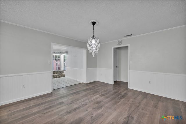 1107 Pecan Avenue, Copperas Cove, TX 76522