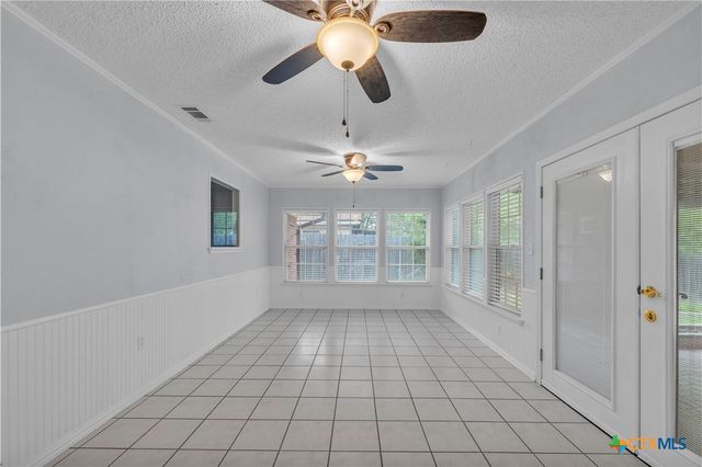 1107 Pecan Avenue, Copperas Cove, TX 76522