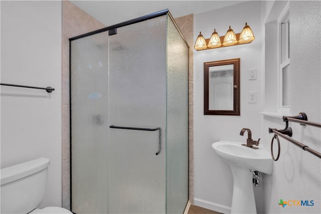 1107 Pecan Avenue, Copperas Cove, TX 76522