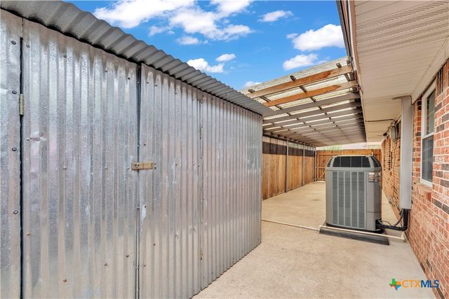 1107 Pecan Avenue, Copperas Cove, TX 76522