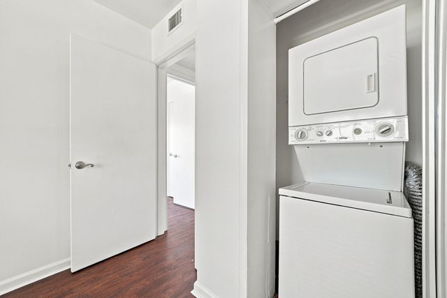 2211 NE 67TH Street 1102, Fort Lauderdale, FL 33308
