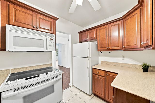2211 NE 67TH Street 1102, Fort Lauderdale, FL 33308