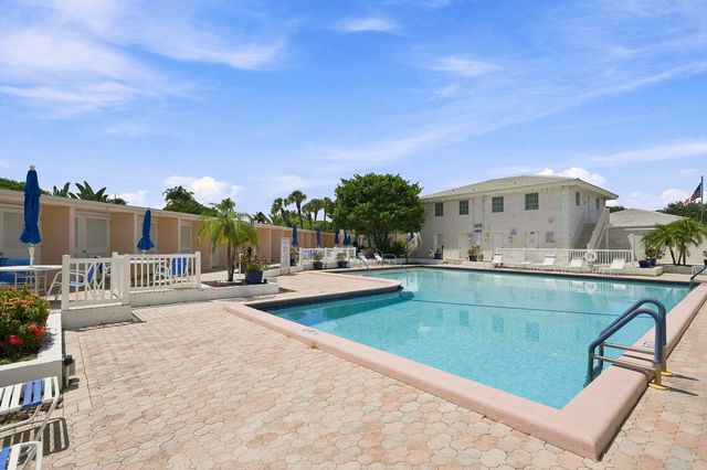 2211 NE 67TH Street 1102, Fort Lauderdale, FL 33308