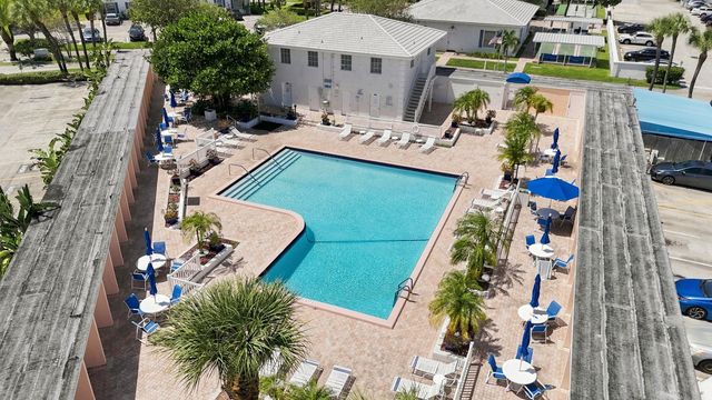 2211 NE 67TH Street 1102, Fort Lauderdale, FL 33308