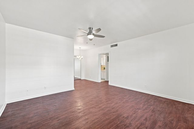 2211 NE 67TH Street 1102, Fort Lauderdale, FL 33308