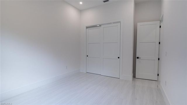 649 Golden Gate BLVD E, Naples, FL 34120
