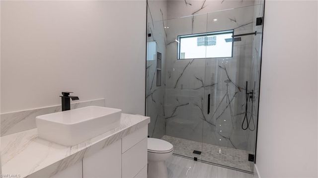 649 Golden Gate BLVD E, Naples, FL 34120