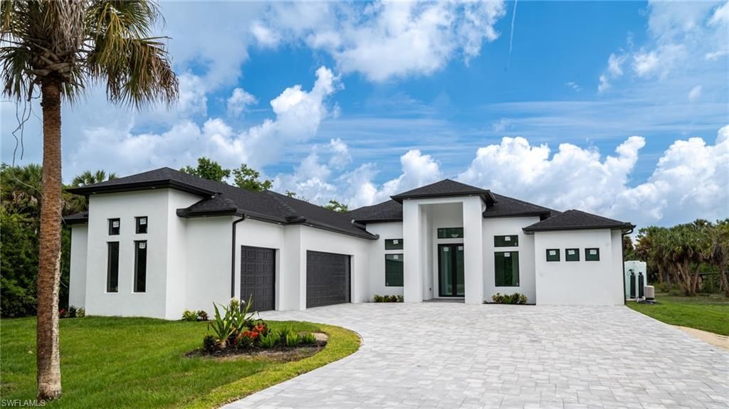 649 Golden Gate BLVD E, NAPLES, FL 34120 — photo 2