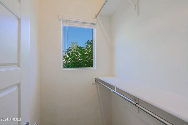 2231 W LAURIE Lane, Phoenix, AZ 85021