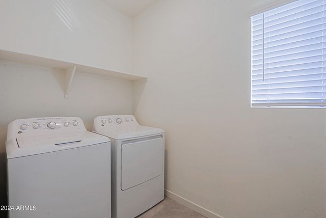 2231 W LAURIE Lane, Phoenix, AZ 85021