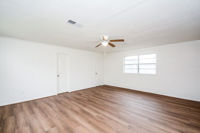 1302 Lamesa Avenue, Pasadena, TX 77506