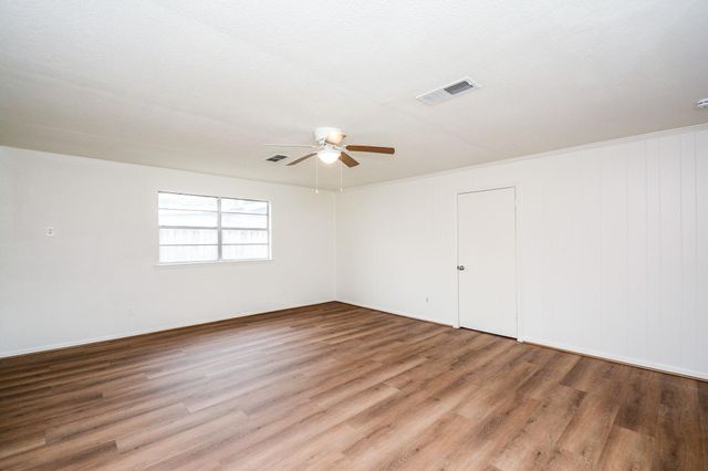 1302 Lamesa Avenue, Pasadena, TX 77506