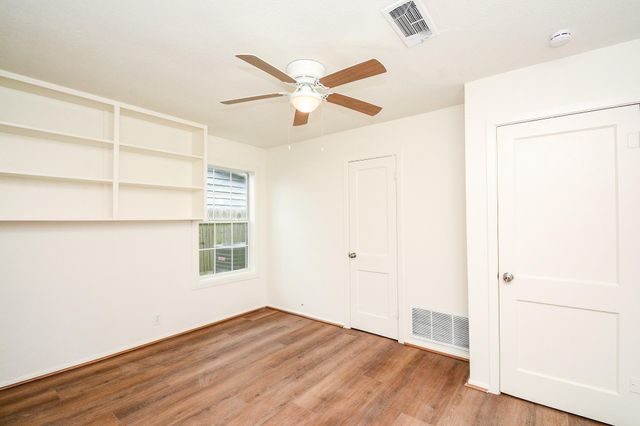 1302 Lamesa Avenue, Pasadena, TX 77506