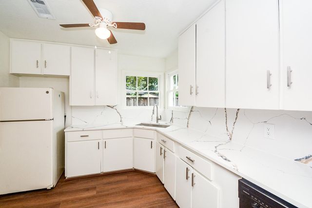 1302 Lamesa Avenue, Pasadena, TX 77506