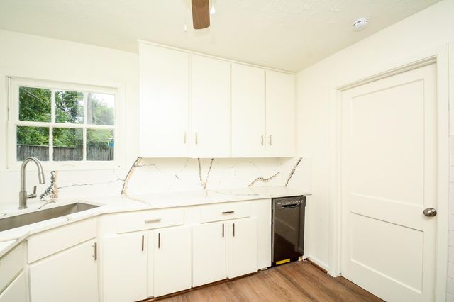 1302 Lamesa Avenue, Pasadena, TX 77506