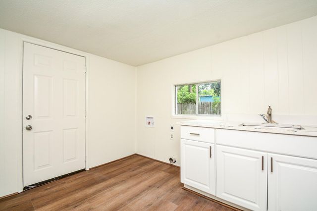 1302 Lamesa Avenue, Pasadena, TX 77506