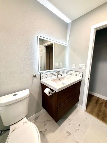 4407 Arrowood Ct, Sacramento, CA 95842