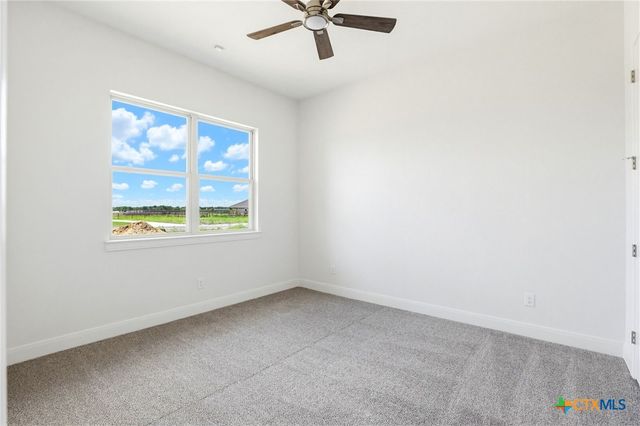 313 Farmhouse Drive, Marion, TX 78124