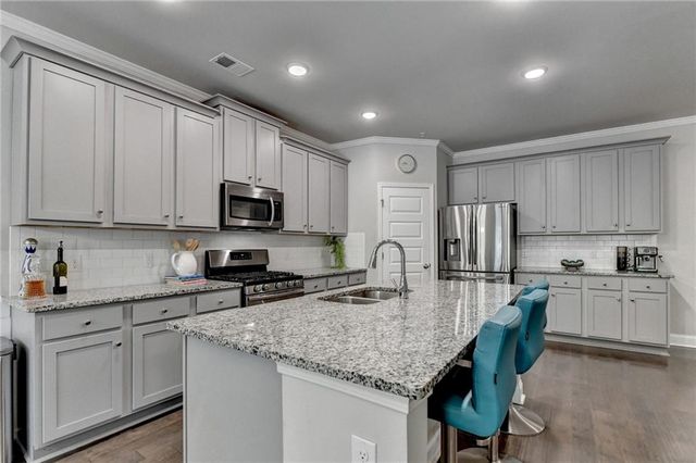 117 Hibiscus Court, Woodstock, GA 30188