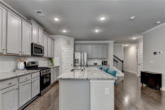 117 Hibiscus Court, Woodstock, GA 30188