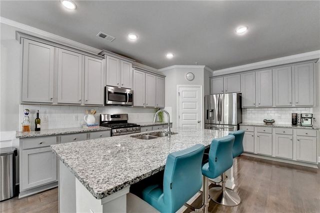 117 Hibiscus Court, Woodstock, GA 30188