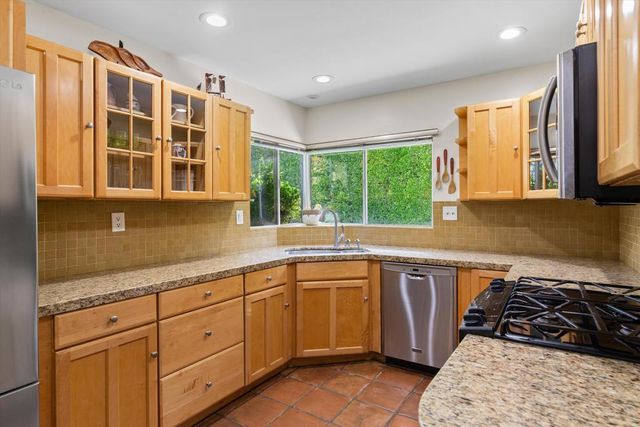 1387 E Verbena Drive, Palm Springs, CA 92262